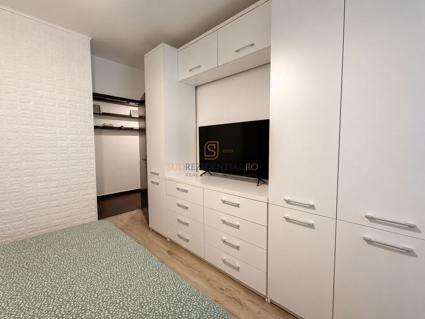 Apartament 2 camere,Pet Friendly, parcare inclusă- Str. Solstitiulului - Poză 8