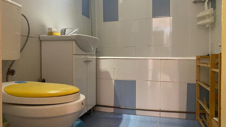 Vanzare apartament cu 3 camere,etajul 1,decomandat - M3, Târgoviște - Poză 12