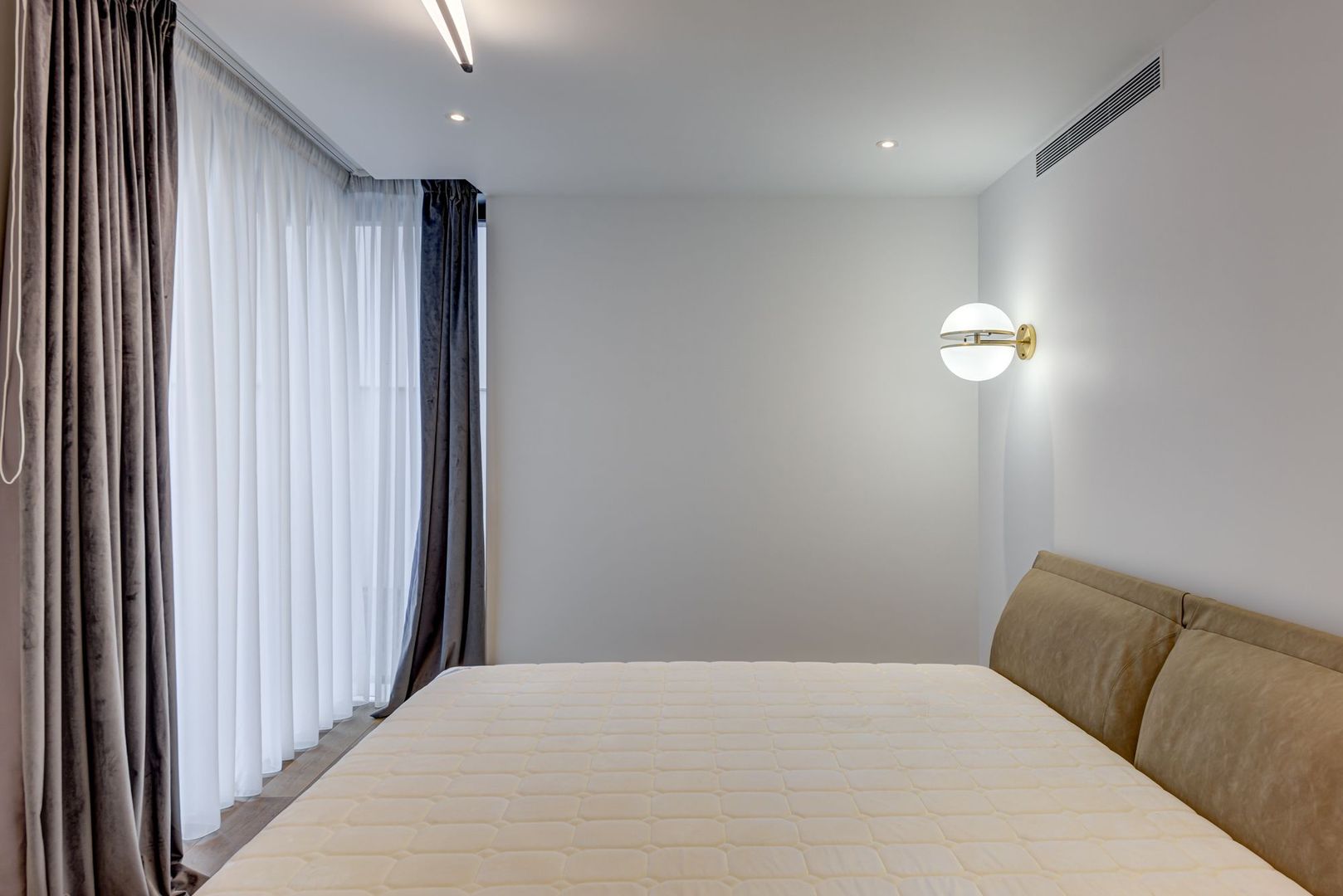 Apartament spatios 4 camere tip duplex | One Charles de Gaulle - Poză 19
