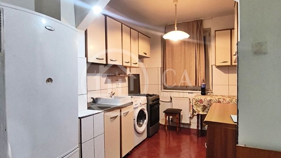 Apartament de închiriat cu 3 camere in zona Rogerius, Oradea - Poză 10