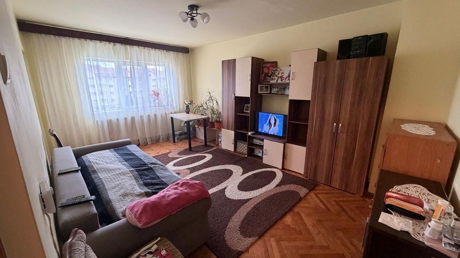 Apartament 3 camere decomandat 70 mp Crângului + Garaj - Poză 1
