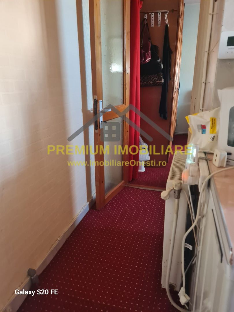 De vânzare apartament 2 camere decomandate – zonă centrală - Poză 5