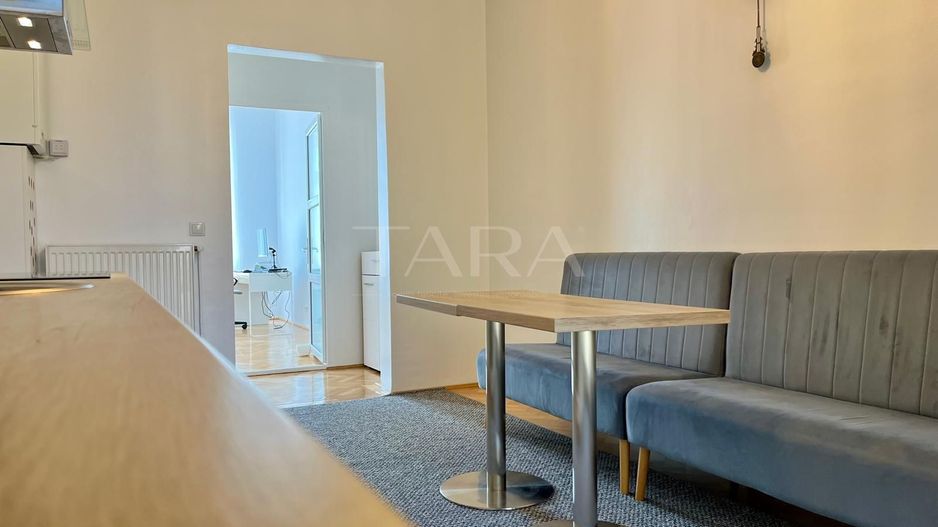 EXCLUSIVITATE. Apartament decomandat. Medicina. ULTRACENTRAL. - Poză 8