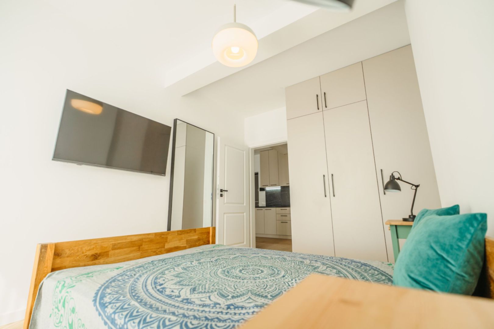 Apartament Ultracentral | 2 Camere | Prima Închiriere | Parcare - Poză 13