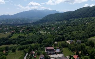 Teren cu autorizație , proiect și utilități trase, priveliște Bran Tohanita - Poză 5