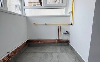 Apartament 2 Camere - Etaj 1 - Zona Mal - Renovat - Poză 11