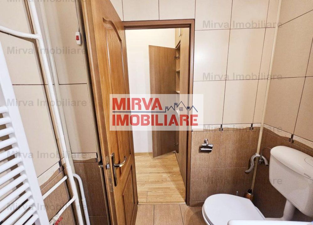 Vanzare garsoniera cu terasa, mobilata si utilata, zona Cina - Poză 11