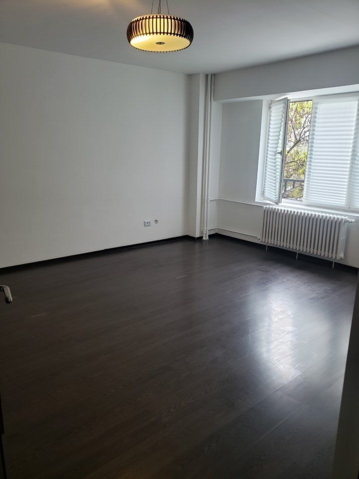 Inchiriez Apartament 2 camere - Poză 9