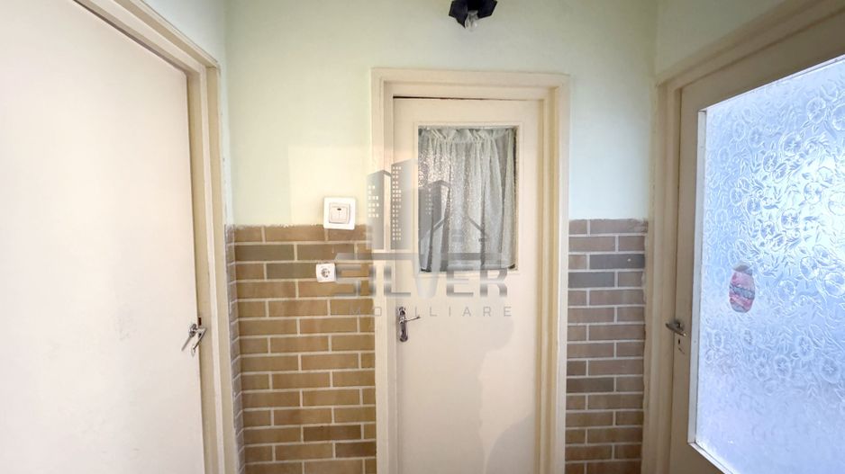 Apartament cu 4 camere/80 mp/zona strazii Peana. - Poză 12