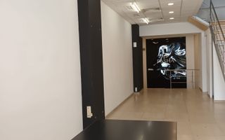 Spațiu comercial de închiriat în Craiova, zona Central - Poză 6