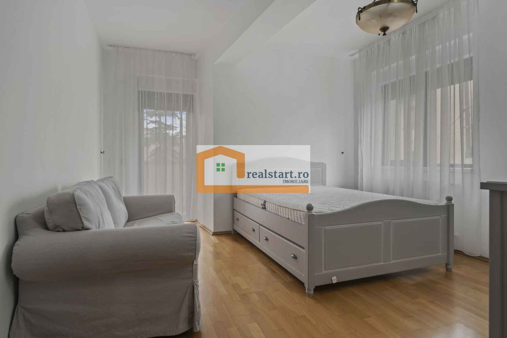 Parcul Circului,  la 300m Metrou Stefan cel Mare, loc parcare-garaj - Poză 3