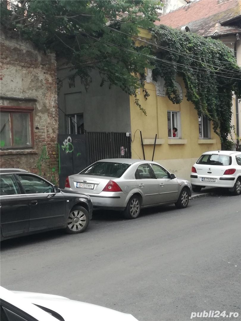 vanzare casa curte - Poză 2