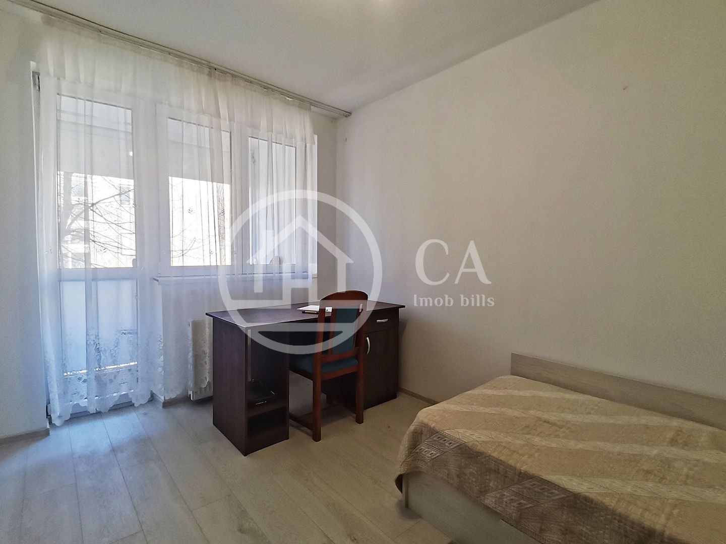 Apartament de inchiriat cu 3 camere in zona ultracentrala, Oradea - Poză 9