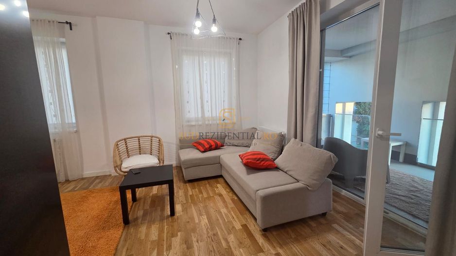 Apartament cochet cu terasa generoasa, 2 camere, in zona Parcul Carol - Poză 1