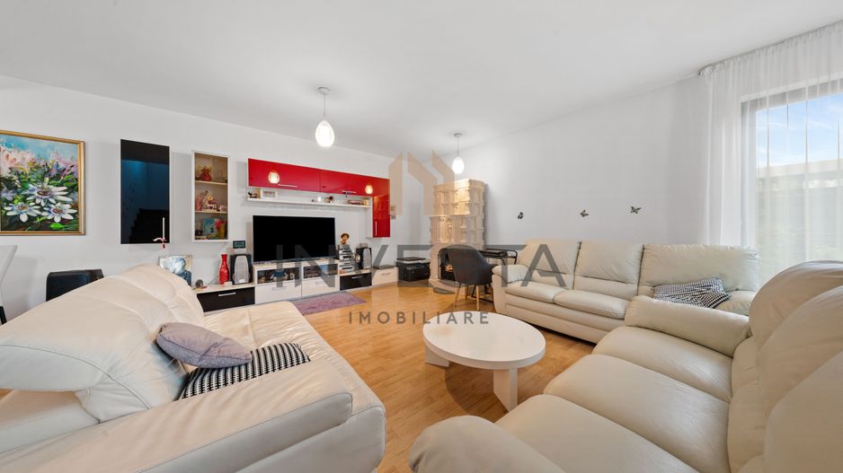 Casa eficienta energetic, cu garaj si 3 locuri de parcare | Faget - Poză 3