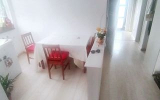 Casa moderna, complet mobilata si utilata, compartimentare excelenta - Poză 4