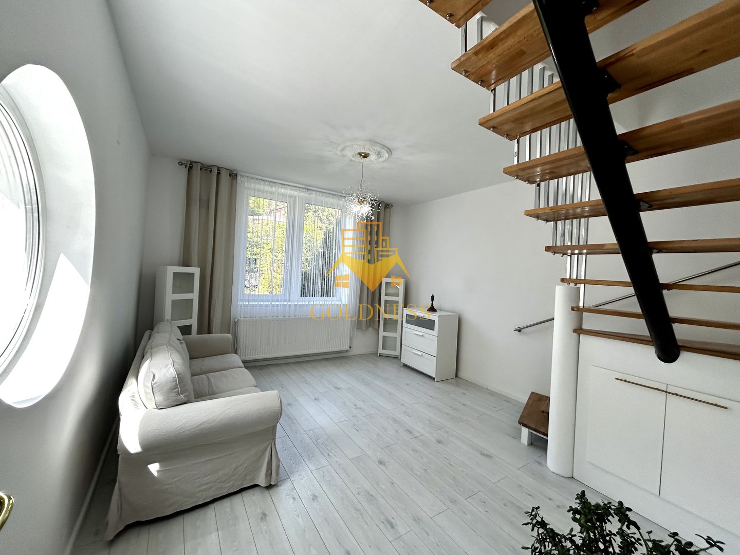 3 camere, modern, curte 105 mp, Parcul Central, Polivalenta, central - Poză 1