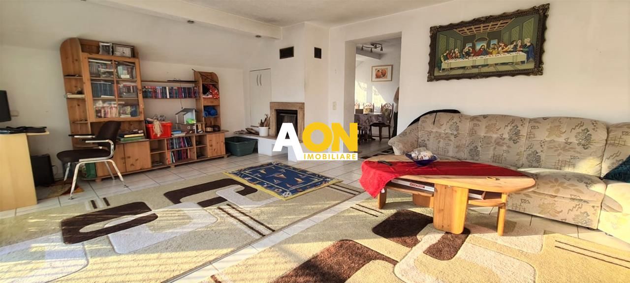 Casa pentru 2 familii, 7 Camere, 2 Garaje, 1500MP Teren - Poză 23