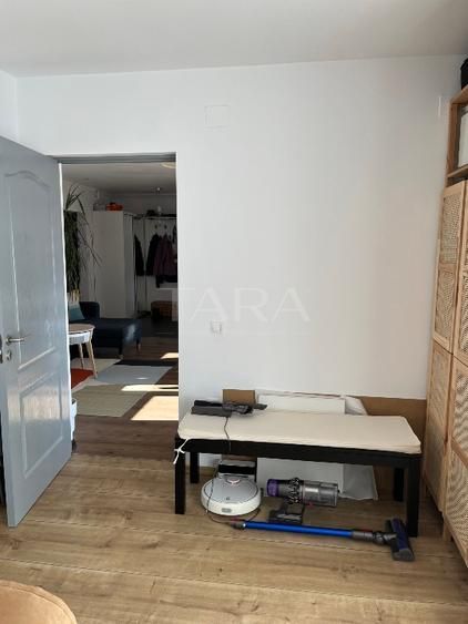 Vând apartament 3 camere, 64 mp + balcon, mobilat, utilat. - Poză 7
