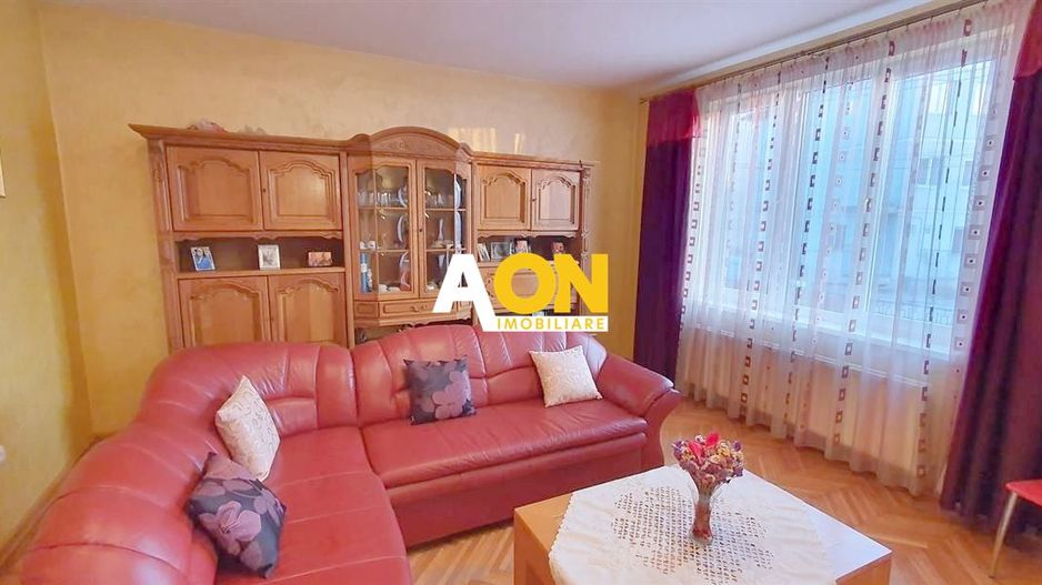 Casa 4 camere, garaj, 680 mp teren, ultracentral, Alba Iulia - Poză 3