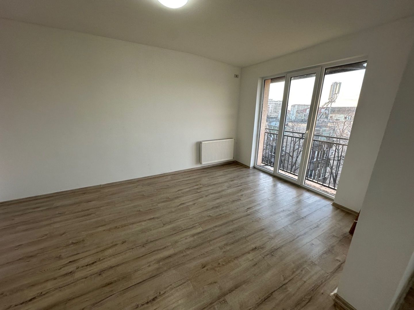 Apartment 3 camere 75 mp utili - Poză 10