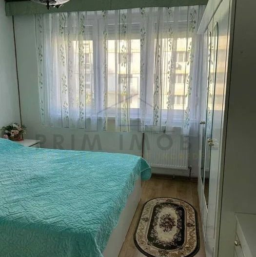 Apartament ultracentral Piata Unirii – 3 Camere Decomandat - Poză 3