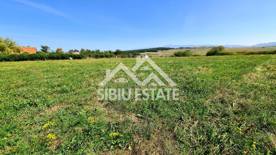 Teren cu vedere panoramica Intrare in Cisnadie 2325 mp deschidere 25ml - Poză 5