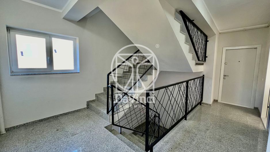 Penthouse 3 camere, finisat la alb, aer conditionat (NCL-1A-L-ap.8) - Poză 9