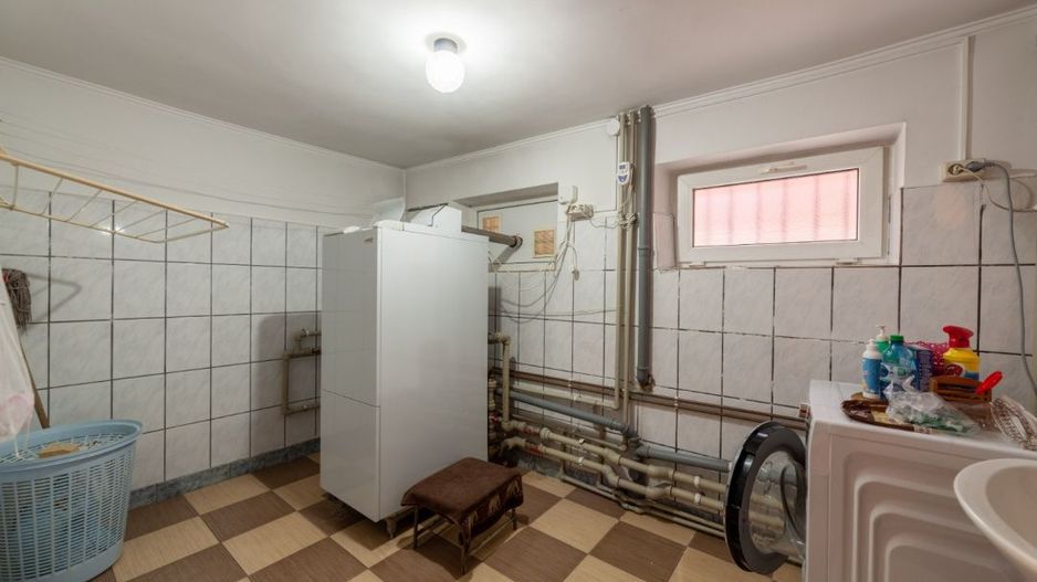 Casa Centrala Pitesti - Exercitiu, Strada Traian - Poză 24