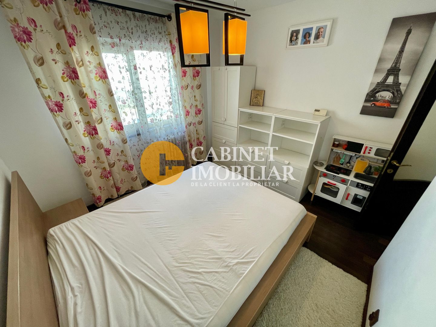 Zimbru/Dacia - 3 Camere Decomandat - Etaj 2 - Bloc dupa 1980 - Poză 3