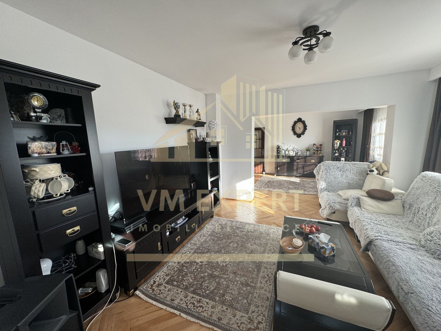 VILA S+P+E-306 MP, TEREN 2078 MP, CAMPULUNG - Poză 7