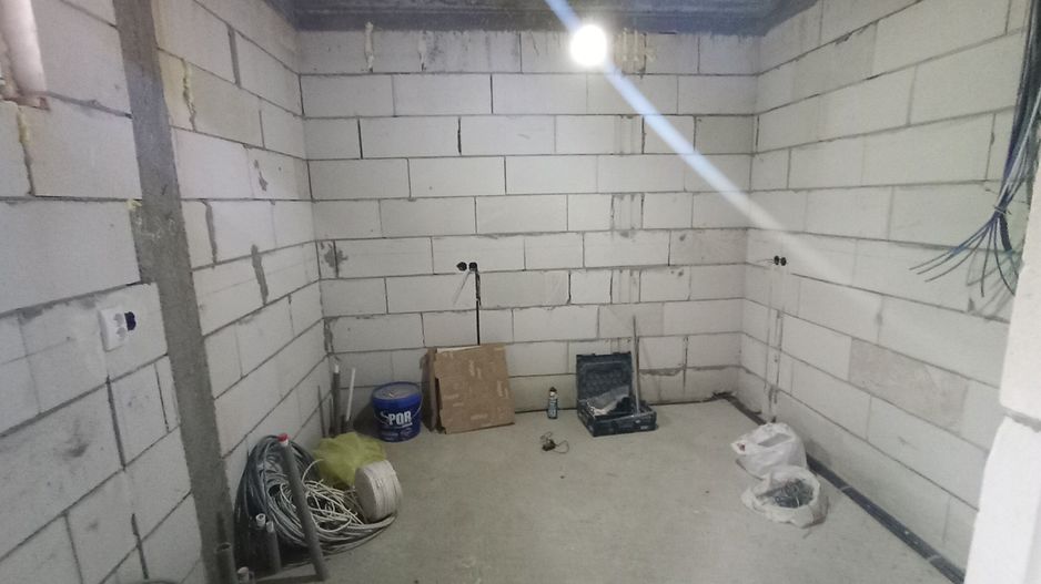 Casa Individuala Suprafete Generoase, Teren Mare, La Rosu - Poză 13