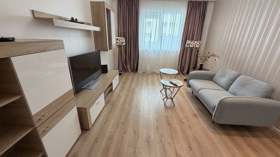 De inchiriat Apartament 2 camere Rin Grand Hotel - Poză 1