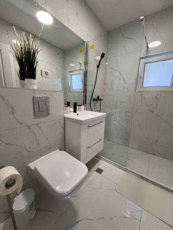 Calea Victoriei: 2 camere luminoase, poziție excelentă - Poză 7