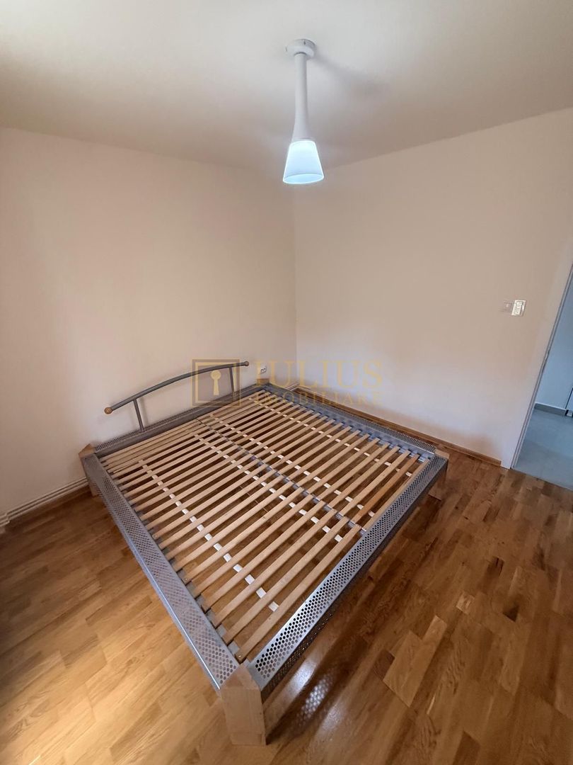 Recent renovat| 2 camere| garaj, et.2| lift| balcon 12 mp. - Poză 21