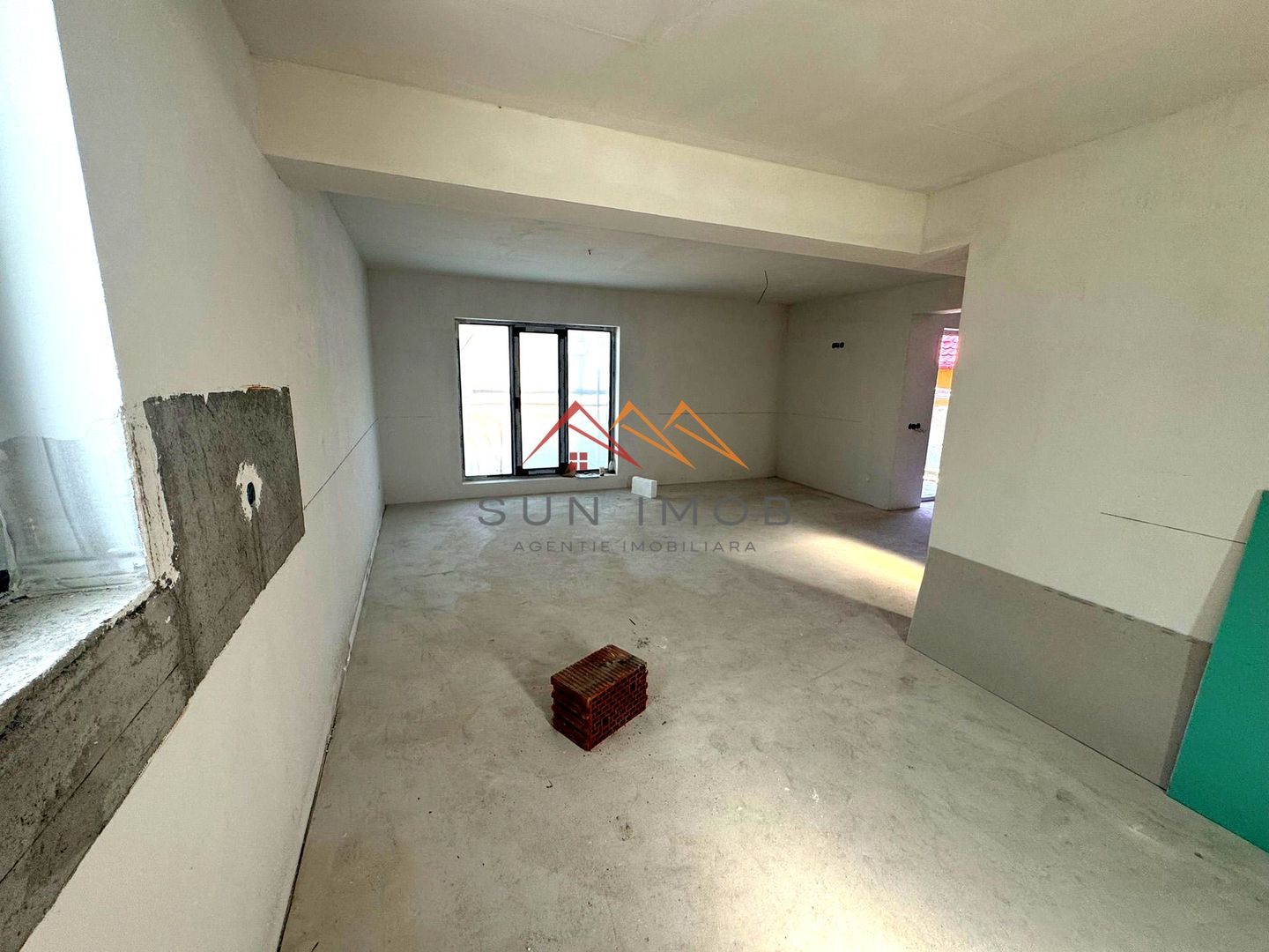 Casa noua, P+M, 4 camere, terasa, teren 550 m2, central, Cornu - Poză 16