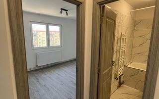 Ap 2 cam| Renovat integral | Etaj Intermediar | Shopping City | Turist - Poză 10