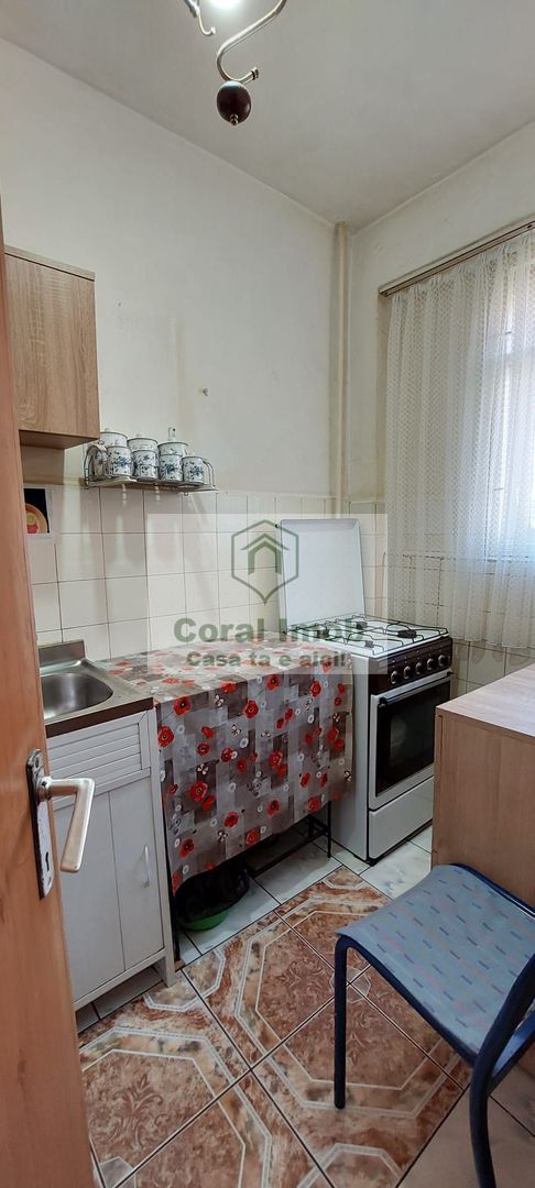 Vanzare garsoniera cu balcon Piata Minis, Costin Georgian, Titan - Poză 6