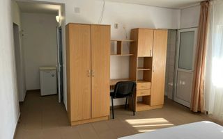 Apartament cu 1 cameră, mobilat, în zona Podul de Fier, Iași - Poză 1