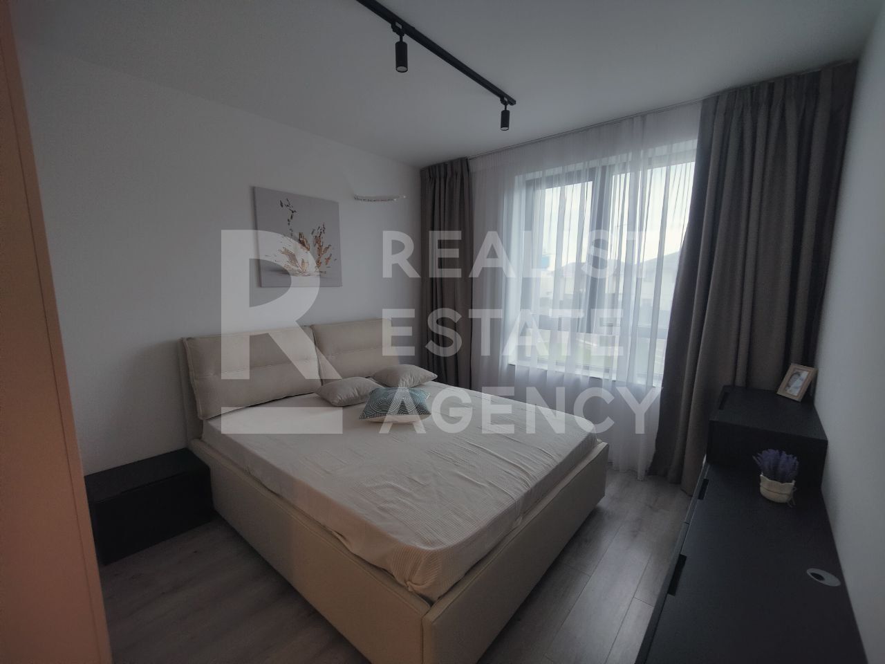 Vânzare apartament cu 2 camere, parcare înclusă în preț, Constanța - Poză 8