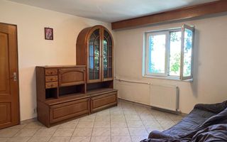 3 camere cu vedere la Parc Humulesti - Poză 3