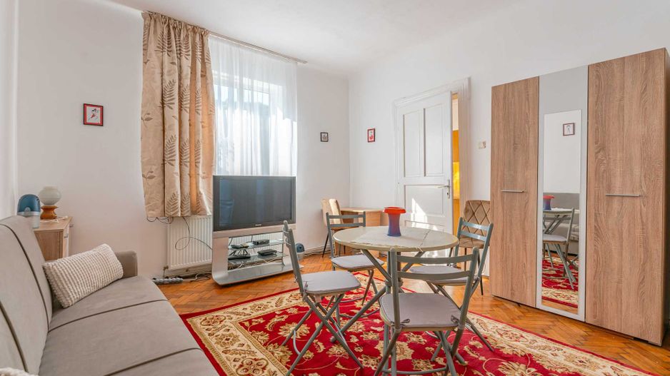 Garsoniera la casa in Brasov - Poză 1