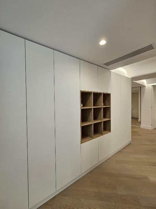 Cortina126, inchiriere apartament 3 camere + 2 locuri de parcare , 1700 EUR+TVA - Poză 11