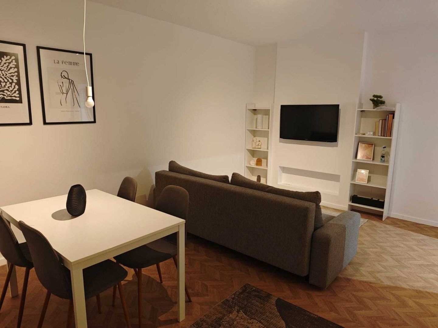 🔑 De Închiriat: Apartament Modern de 3 Camere – Zona Constantin Brâncoveanu - Poză 2