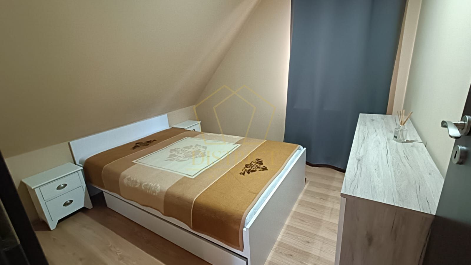 Casă 4 camere de închiriat | Curte mare | Dumbrăvița - Poză 9