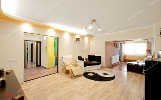 Vanzare apartament cu 3 camere Str. Domneasca, 104 mp, etaj 1. - Poză 11