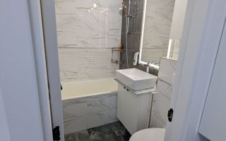 Apartament 2 camere, decomandat - Poză 3