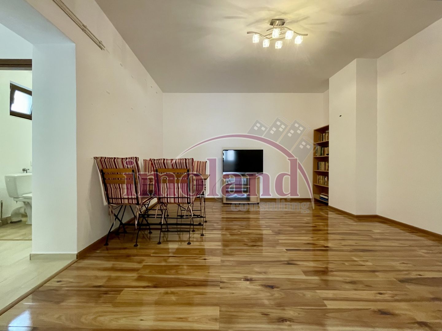 Vanzare casa 2 camere, curte proprie | locuința sau investiție | Dorobanti - Poză 8