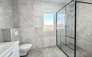 Casa individuală de închiriat - Giroc intrare - Poză 12
