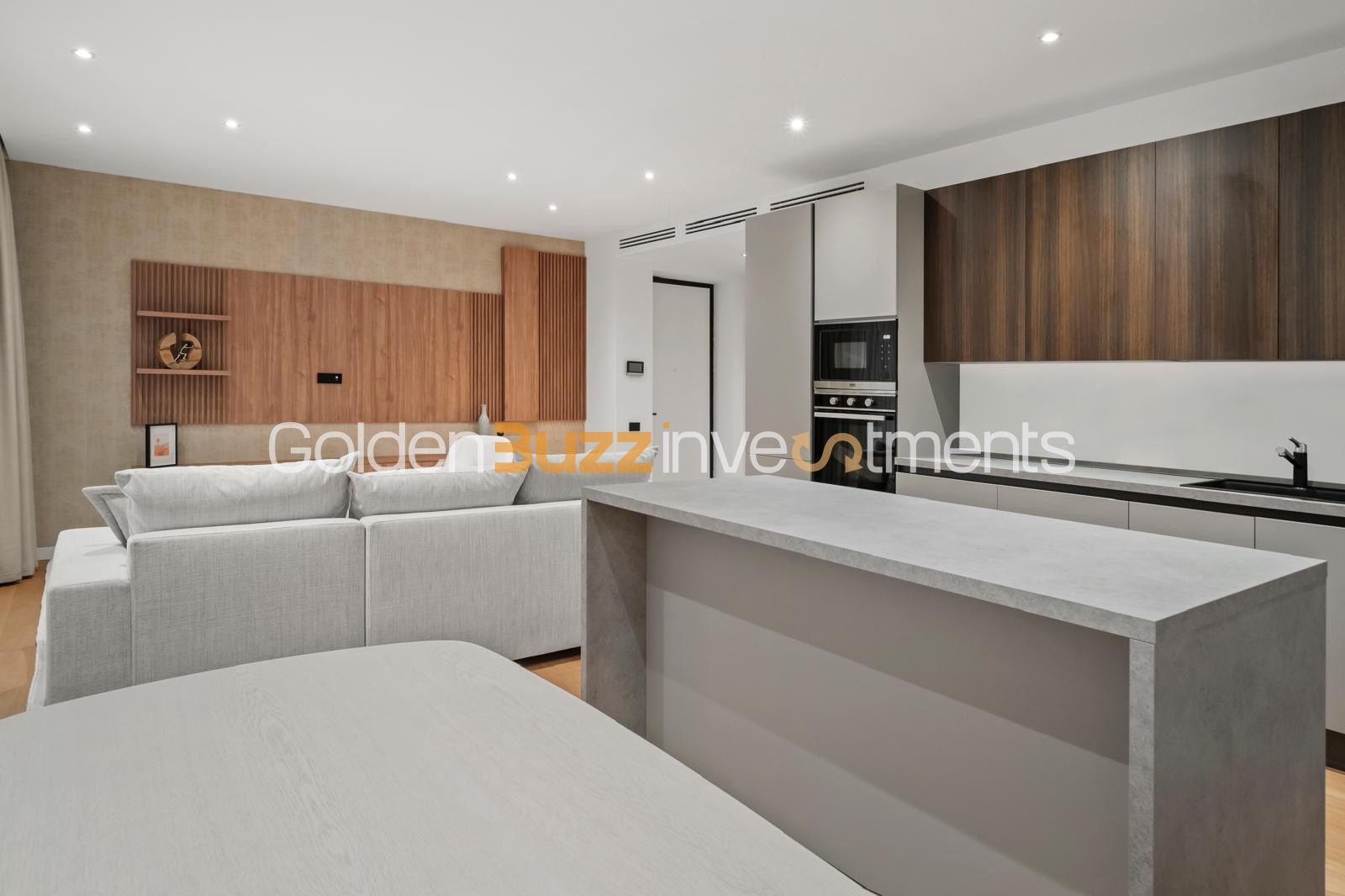 Închiriere Apartament Unic 3 Camere în Zona Primăverii - Poză 5
